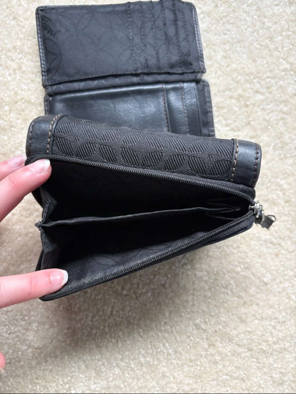 Fossil Leather Tri Fold Wallet Black Classic Zip Pocket